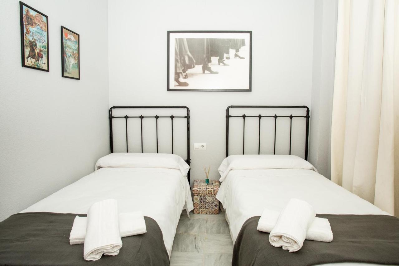 Wish Suite Torres De Sevilla Экстерьер фото